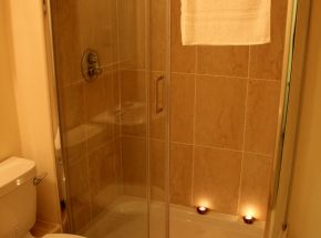 shower_2.jpg