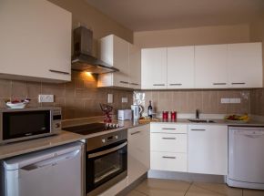 Kitchenone bedroomapt.jpg