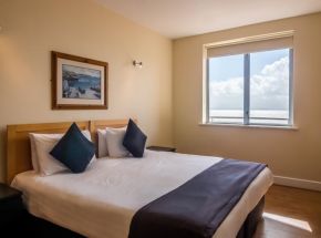 Sea view master bedroom.jpg