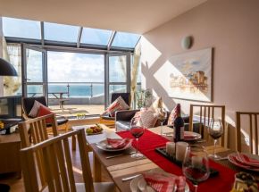 Livingroom with terrace.jpg